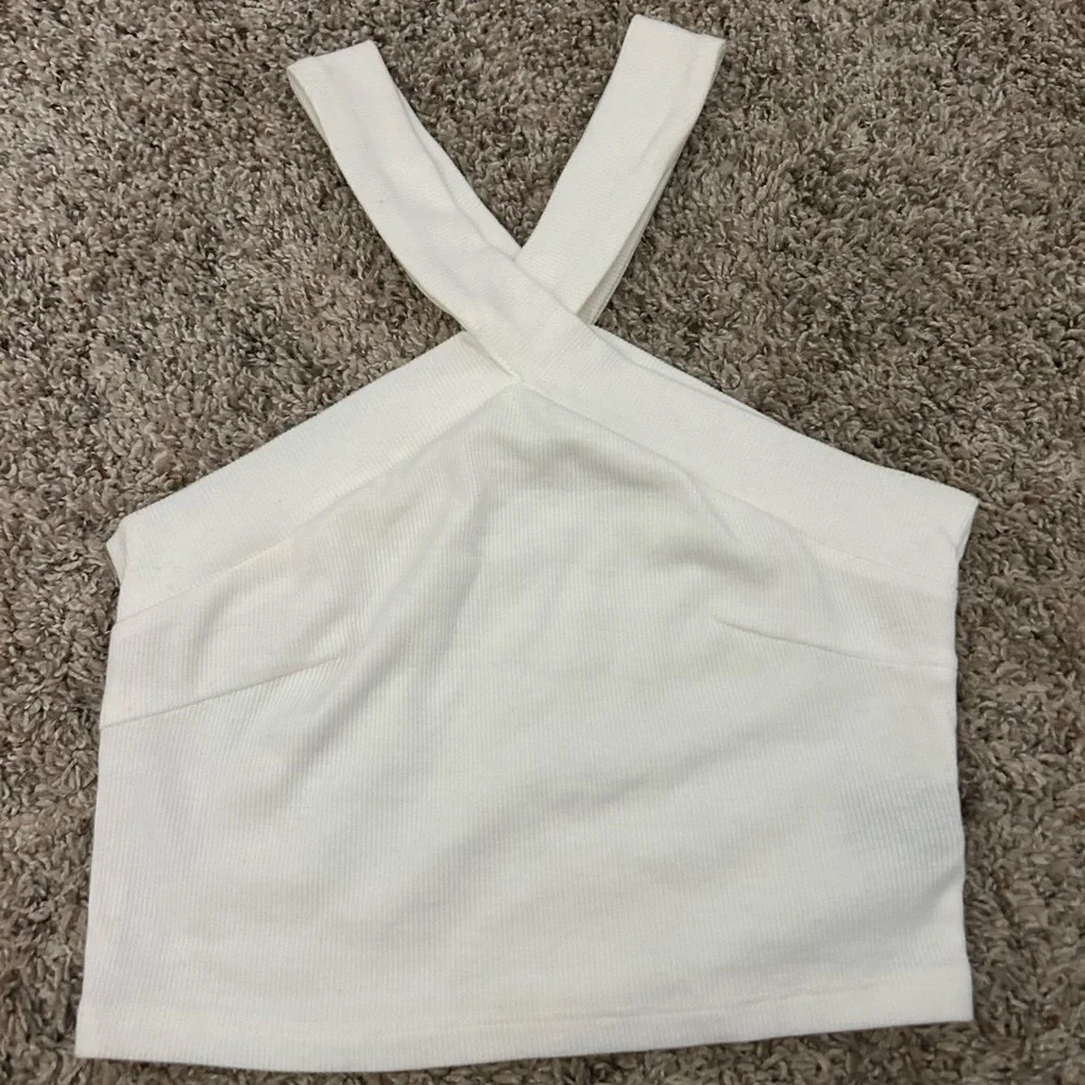 White criss cross crop top
